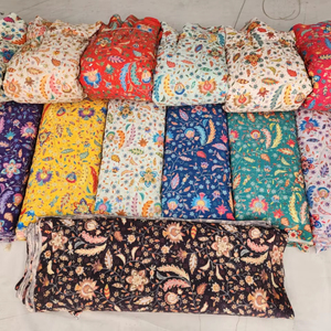 Tissu crêpe D pour la fabrication de vêtements, tissu crêpe D de haute qualité, matière textile, toucher doux, tissu crêpe D pour vêtements féminins - Product Image 1