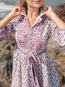 Robe longue en coton imprimé de blocs de fleurs Robe d'été bohème avec ceinture - Product Image 3