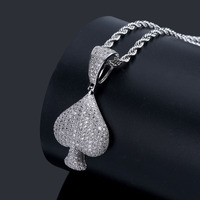 Collier Hip Hop Poker Suit avec pendentif micro-pavé CZ, fabrication directe pour les magasins de mode et les détaillants de streetwear urbain