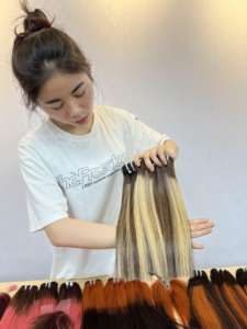 Lisos mechones de cabello humano vietnamita, color de piano con cierre, 100% - Product Image 5