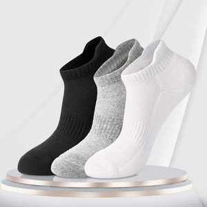 Concevez vos propres chaussettes décontractées pour hommes Chaussettes décontractées de conception personnalisée de haute qualité 2025 Chaussettes athlétiques personnalisées de haute qualité - Product Image 3