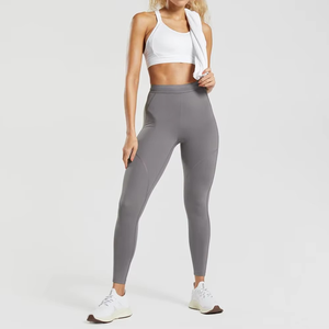 Leggings en coton personnalisés pour femmes, fabriqués au Pakistan, vêtements de sport de yoga, fabricant OEM, vêtements de sport de fitness pour femmes, fournisseur en gros - Product Image 2