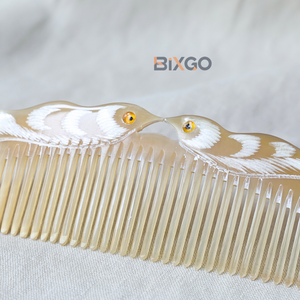 Peigne à cheveux Double hibou en corne de buffle naturel fabriqué à la main de qualité supérieure peigne antistatique personnalisable Vintage élégant à la mode pour - Product Image 4