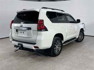 2023/2024 T0yota Landcruiser Prado Kakadu GDJ150R Wagon-rwc ออก28/01/25ขายดี rhd/lhd - Product Image 2