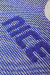 เสื้อสเวตเตอร์ถักแบบสวมหัวมีตัวอักษรสไตล์สตรีทผ้าแจ็คการ์ดทรงหลวมมีซิปปรับแต่งได้ใหม่อินเทรนด์ฤดูใบไม้ร่วงฤดูหนาว - Product Image 4