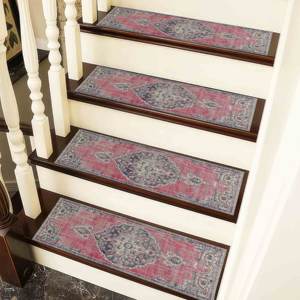 พรมปูพื้นสีแดง พรมพิมพ์ลายพร้อมคุณสมบัติกันลื่นสำหรับตกแต่งบ้านสไตล์โมเดิร์น - Product Image 1