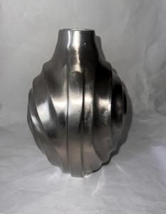 Large Silver <b>Vase</b> Living Room Home Decoration Fancy Flower <b>Vase</b> And Pot Reasonable Price Aluminium <b>Decorative</b> <b>Vase</b> Handcrafts - Product Image 3