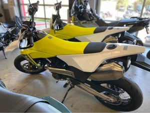 Motocicleta Husqvarna Supermoto 701 POWER SPORT 2025 en Venta - Product Image 4