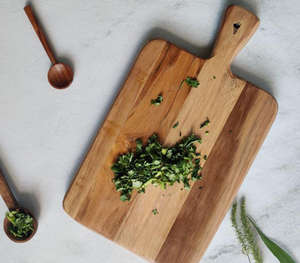 Tabla de Madera Rectangular para Servir con Asa, Diseño de Corazón Recortado, Madera Dura de Primera Calidad, Tabla de Cortar Decorativa - Product Image 4