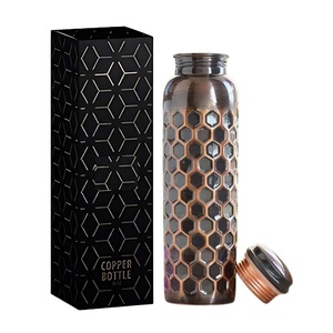 Diamante diseñado para una vida sostenible Botella de agua de cobre Material libre de óxido disponible para la venta en regalos corporativos para la venta - Product Image 1