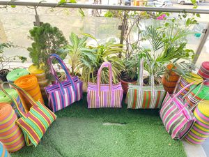 Bolsas de compras de rayas ecológicas de PP tejidas recicladas de nailon Plástico de polipropileno reciclado sostenible Hecho EN LA India-Opciones a granel - Product Image 2