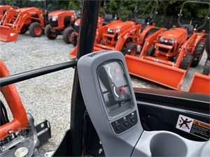 Utilisé pour les KX030-4 de Kubota Mini Wheel Excavator Core Components, y compris la pompe à moteur et la boîte de vitesses - Product Image 4