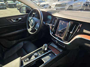 S60 2022 en parfait état - Product Image 4