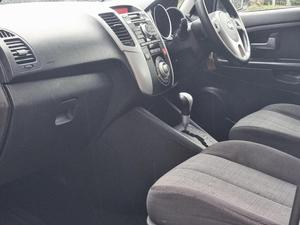 KIA VENGA 2010 USADO, Volante a la Izquierda/Derecha - Product Image 5