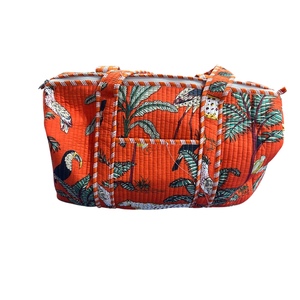 Nouveau sac matelassé perlé de lancement disponible à un prix abordable pour l'exportation - Product Image 1