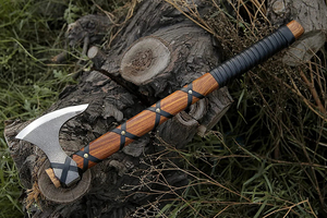 Pedidos a granel personalizados al por mayor, servicio OEM ODM, acero al carbono hecho a mano con mango de madera, agarre perfecto y hacha de hacha equilibrada - Product Image 2