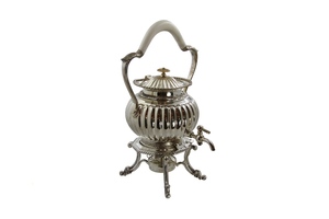 Royal Family Sheffield Collection Luxury Metal Incense Burner High Quality Traditional Design Tabletop Restaurants Hotels - Product Image 1