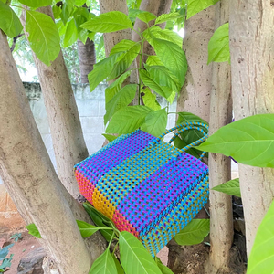 กระเป๋าช้อปปิ้งพลาสติกแบบมีซิป ลายทางสีสันสดใส ทอมือ ลายตาราง เป็นมิตรกับสิ่งแวดล้อม ผลิตจากวัสดุรีไซเคิล ใช้ซ้ำได้ กระเป๋าชายหาดแบบทอมือ สั่งทำได้ - Product Image 1