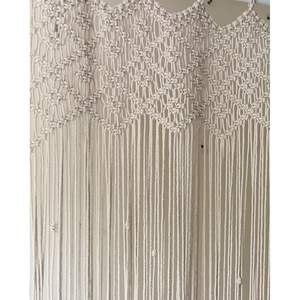 Rideau mural en macramé bohème fait main, design luxueux encadré de rotin pour la décoration artistique du salon, décoration murale pour la maison - Product Image 2
