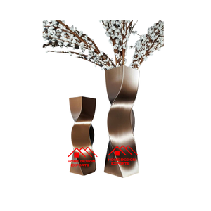 Vaisselle Vase à Fleurs Hôtel Ware Usage Aluminium Coulé Personnalisé Meilleur Vendeur Ensemble de 3 Abstrait Vase à Fleurs Hallow Qualité Supérieure - Product Image 1