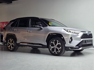 Toyota RAV 4 2021 USADO, 4 cilindros, 2.5L, Potencia-136kW (185hp), 4x4, Combustible-Híbrido, Euro6d, Tracción en las Cuatro Ruedas, Transmisión Automática, Volante a la Izquierda - Product Image 4