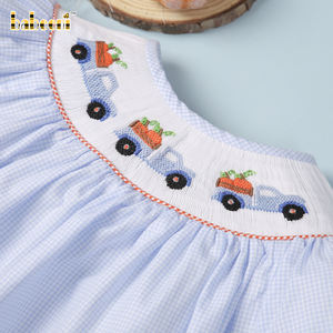 Conjunto Infantil Otoñal Personalizable Hecho a Mano con Bordado Smocked de Camión Calabaza, Venta al por Mayor ODM, 100% Algodón - Product Image 4