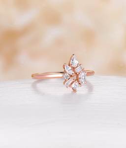 Anillo de Compromiso Delicado con Diamante Cultivado en Laboratorio de Múltiples Formas, Oro Sólido de 14K, Joyería Fina para Regalo de Aniversario o Fiesta para Parejas - Product Image 4