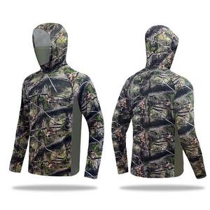 Venta al por mayor de los hombres de camuflaje sudaderas con capucha transpirable UPF 50 + ropa de pesca con protección facial sublimación protección facial ropa de pesca - Product Image 2