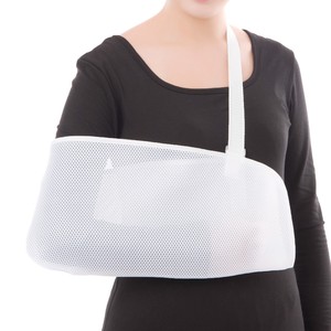 Penyangga Lengan Medis Berbahan Mesh Bernapas untuk Musim Panas, Penopang Lengan Bawah, Imobilisasi Bahu, OEM, Penyangga Lengan Ortopedi Berbahan Mesh yang Dapat Disesuaikan - Product Image 1