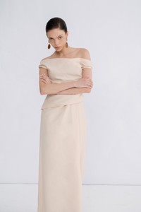 ชุดกระโปรงสตรีแบบมีซิปด้านหลังเป็นเส้นกระโปรงแฟชั่นของผู้หญิงกระโปรงบิดเป็นเกลียววัสดุคุณภาพดีจากโรงงานเวียดนาม - Product Image 4