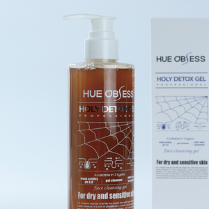 Holy K-BEAUTY Gel Limpiador Facial Suave Detox Herbal Purity con Vitamina B5, Ácido Lactobiónico, Ácido Hialurónico y Ceramida Antienvejecimiento - Product Image 6
