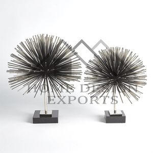 Escultura de mesa para sala de estar, escultura decorativa de hierro y Metal de alta calidad para decoración de oficina - Product Image 2