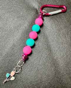 Llavero hecho a mano con cuentas de madera y anillo de acero inoxidable | Colorido llavero hecho de cuentas de madera y acero inoxidable | VRNQ - Product Image 5