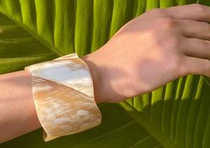 100% Brazaletes de cuerno de búfalo de alta calidad Pulseras Joyería a precios asequibles, brazalete hecho a mano Pulsera para mujeres de SCI - Product Image 4