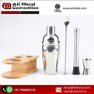 Outil essentiel de barre de bouteille d'acier inoxydable avec le support en bois pour la maison de barre et entièrement la personnalisation. - Product Image 5