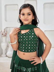 Ensemble Lehenga Choli long vert pour enfants Shoryam Fashion, travail de miroir de créateur, tenue ethnique pour les fêtes, pour filles, toutes saisons - Product Image 6