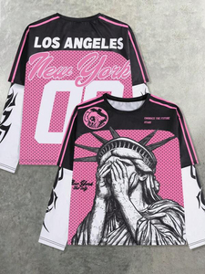 เสื้อยืดตาข่ายแขนยาวสองชั้นพิมพ์ลายดิจิตอลเสื้อกีฬาฟุตบอลสีชมพู - Product Image 4