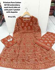 Conjunto de Trajes Casuales Anarkali Estilo Indio para Mujer - Algodón Puro que Absorbe la Humedad, Largo hasta la Rodilla, Corte Regular para Oficina y Festivales - Product Image 1