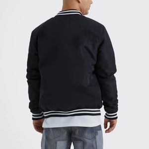 แจ็คเก็ตเบสบอลผู้ชายแบบ OEM ขายส่ง แจ็คเก็ตกันลมกันน้ำแบบเรียบ แจ็คเก็ตวาร์ซิตี้สำหรับกิจกรรมกลางแจ้ง - Product Image 3