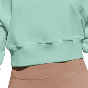 Kivotech Fabricant de sweat-shirts à col rond et courts, fournisseur de pulls en polaire confortables, vente en gros de sweat-shirts pour femmes tendance - Product Image 2