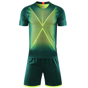 2023 personnalisé été hiver maillot de football Kit haute qualité Football uniforme usine en gros vêtements de football - Product Image 3
