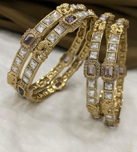 Design exclusif finition dorée avec des pierres Look deux ensembles de bracelets Bracelets ouvrables élégants pour les femmes pour les vêtements de mariage - Product Image 1