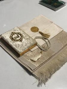 ชุดของขวัญอิสลาม VAYA ชุดของขวัญมุสลิม ของขวัญเทศกาลรอมฎอน ของขวัญงานแต่งงาน ของที่ระลึก ยาซีน อัลกุรอาน ของชำร่วย แผ่นรองละหมาด ลูกประคำ ผ้ากำมะหยี่ทนทาน - Product Image 4