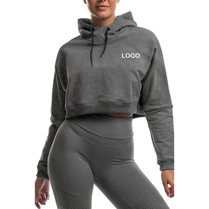 Vente en gros Ensemble Short de jogging unisexe pour femmes Logo personnalisé Ensemble 2 pièces Crop Top - Product Image 2