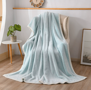 Manta clásica nueva, suave, acogedora y cálida de 2026 - Product Image 3