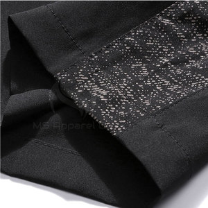 กางเกงขาสั้นผู้ชายผ้าแคนวาสสี100% เรียบง่ายผ้าแคนวาสสีทึบพร้อมดีไซน์ระบายอากาศแห้งเร็วเป็นมิตรกับสิ่งแวดล้อมสำหรับชุดลำลอง - Product Image 4