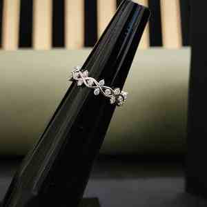 Bague de fiançailles tendance et adorable en argent sterling 925 et acier inoxydable avec pierre naturelle pour la journée de fiançailles - Product Image 1