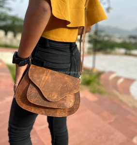 Sac à main en cuir véritable Crunch véritable fait à la main Sac à main en cuir véritable Crunch pour femmes sac à bandoulière en cuir véritable Vintage pour le bureau - Product Image 3