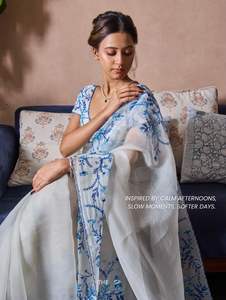 Sari de Seda Suave con Hermoso Diseño de Cuentas y Trabajo Artesanal de Katdana para Mujer - Product Image 3