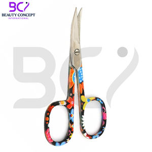 Tijeras para Cutículas Nuevas OEM de 3.5'' Curvadas con Recubrimiento de Papel, Diseño Personalizado Impreso, Herramientas Quirúrgicas de Belleza - Product Image 3
